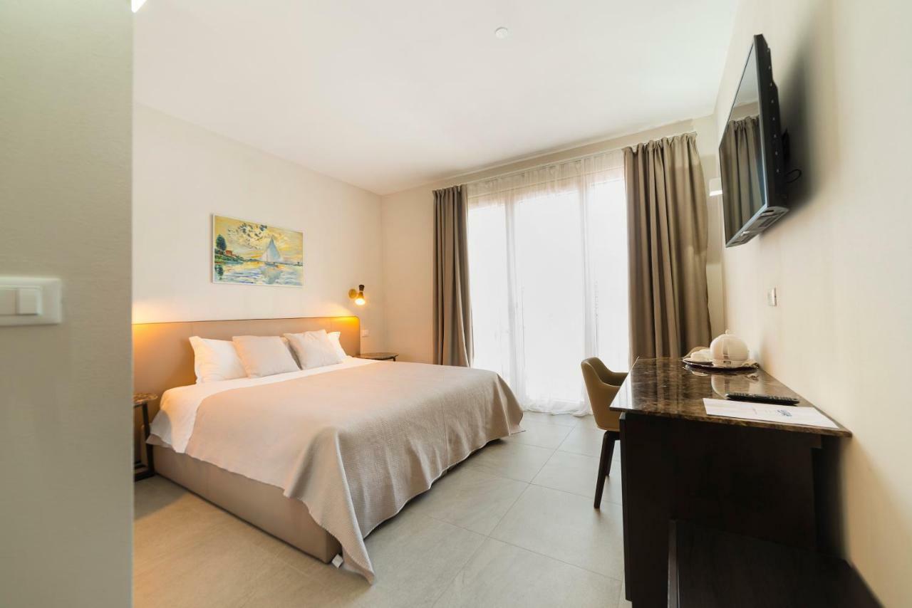 Garda Room Πεσκιέρα ντελ Γκάρντα Εξωτερικό φωτογραφία
